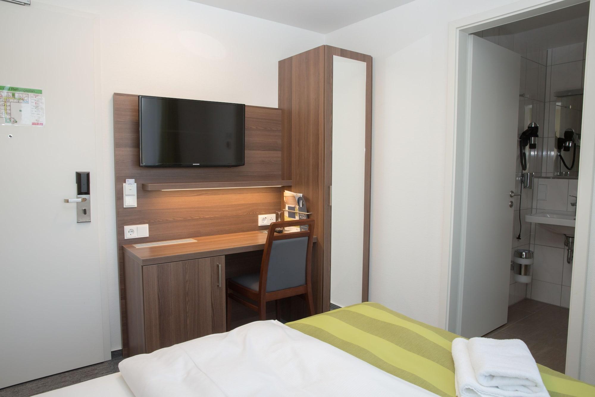 Goethe Hotel Messe By Trip Inn Frankfurt am Main Bagian luar foto