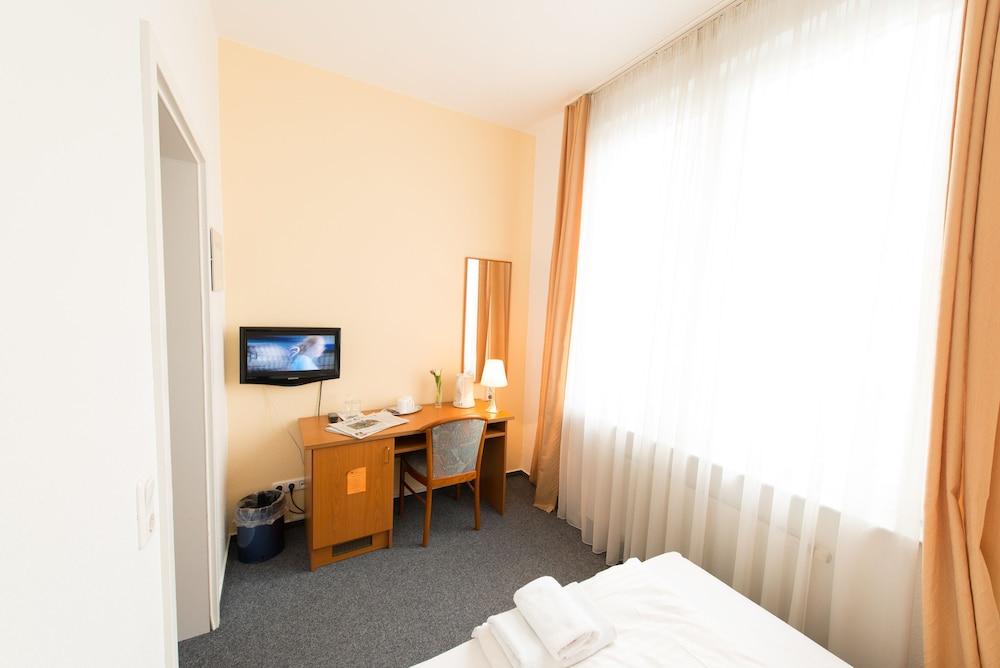 Goethe Hotel Messe By Trip Inn Frankfurt am Main Bagian luar foto