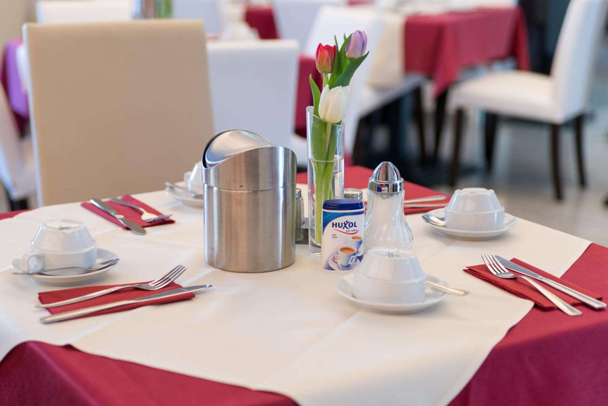 Goethe Hotel Messe By Trip Inn Frankfurt am Main Bagian luar foto