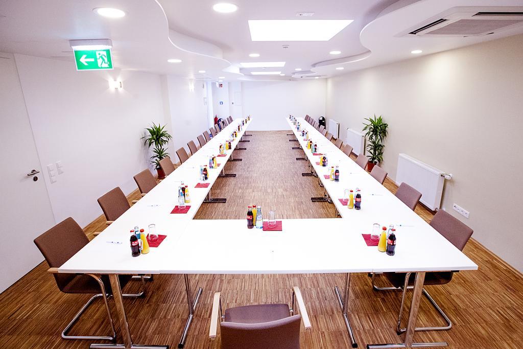 Goethe Hotel Messe By Trip Inn Frankfurt am Main Bagian luar foto