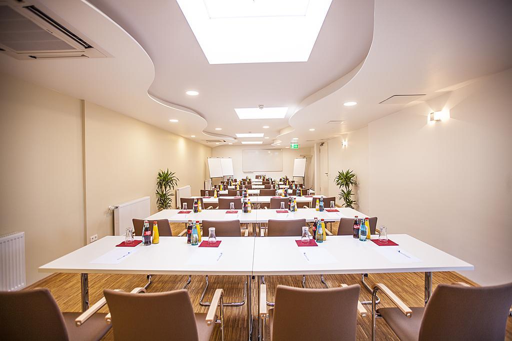Goethe Hotel Messe By Trip Inn Frankfurt am Main Bagian luar foto