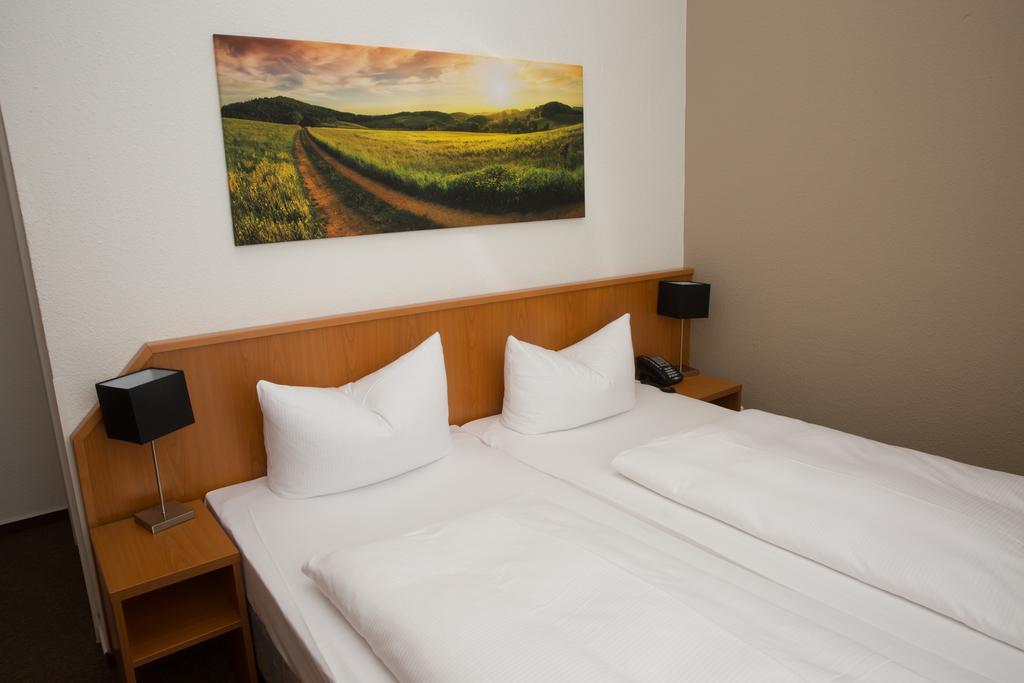 Goethe Hotel Messe By Trip Inn Frankfurt am Main Bagian luar foto