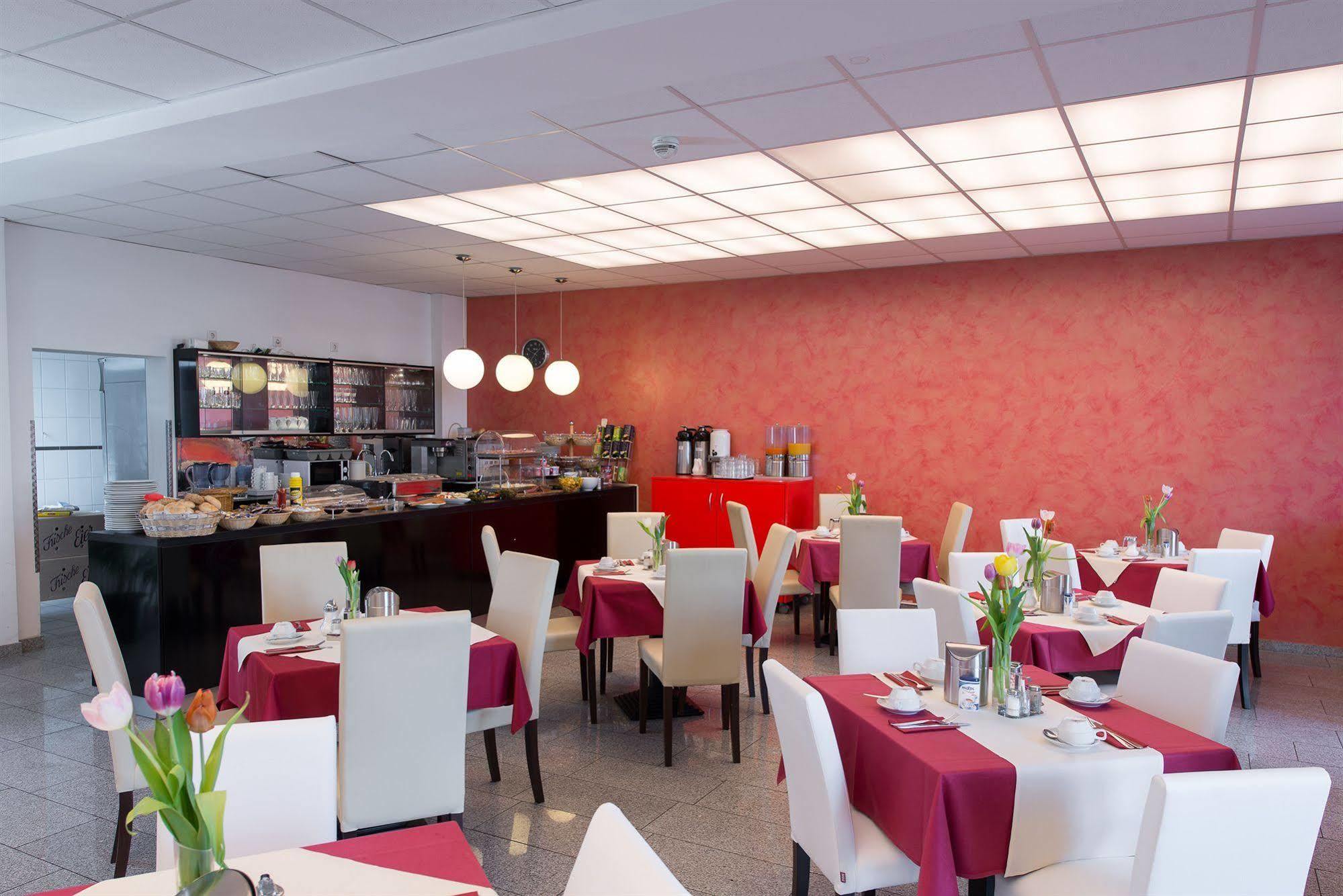 Goethe Hotel Messe By Trip Inn Frankfurt am Main Bagian luar foto